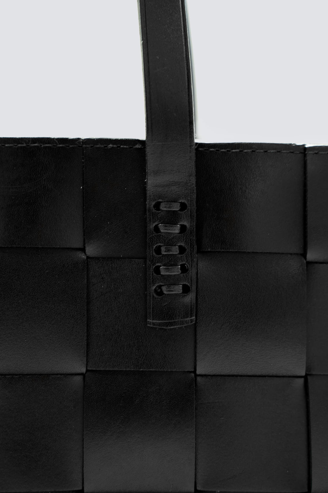 Dragon Diffusion woven leather bag handmade - Japan Tote Black