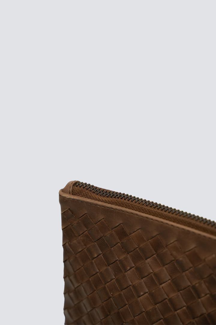 Dragon Diffusion woven leather bag handmade - A4 Pochette Dark Brown