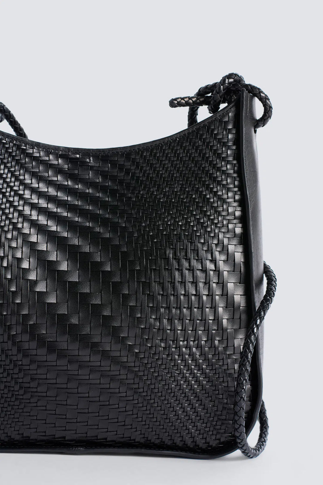 Dragon Diffusion - Glendhu Optical Black - Woven Leather Bag Handmade