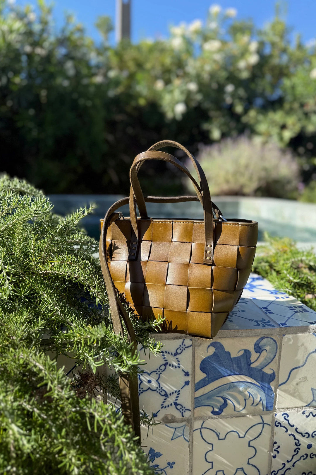 Dragon Diffusion - Woven Leather Bag - Japan Mini Leaf Green