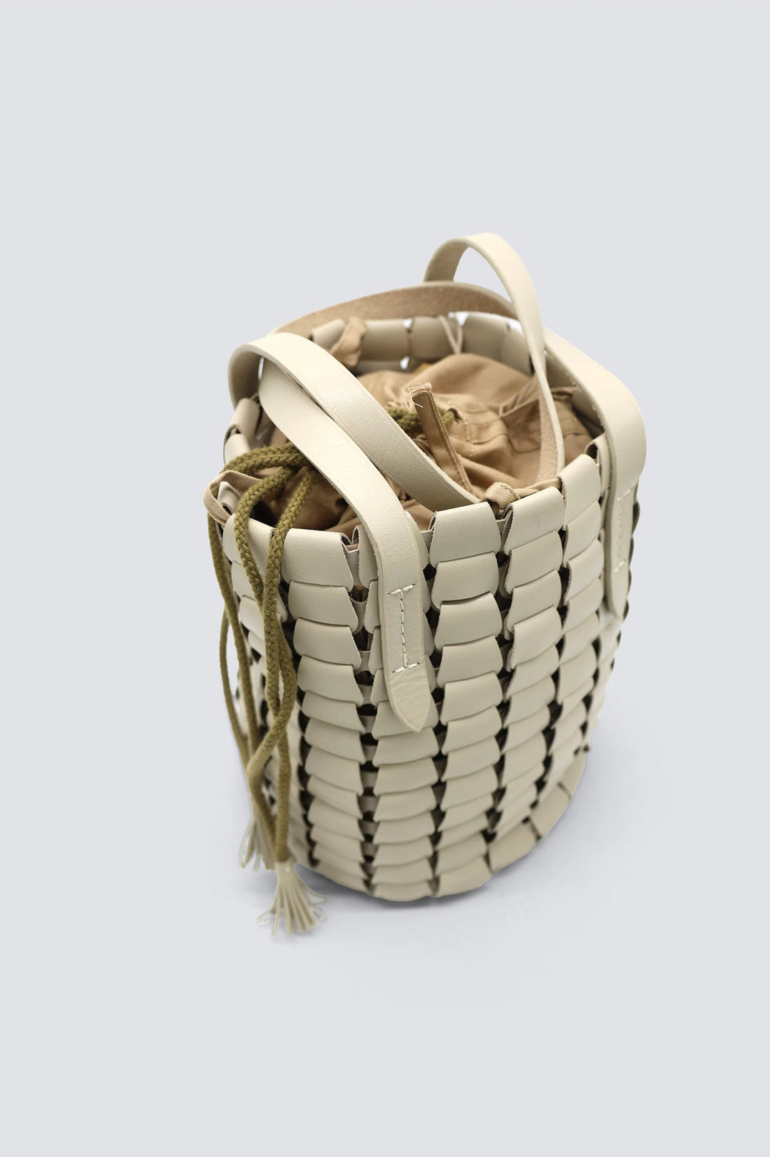 Dragon Diffusion - Woven Leather Bag - Link Bucket Pearl