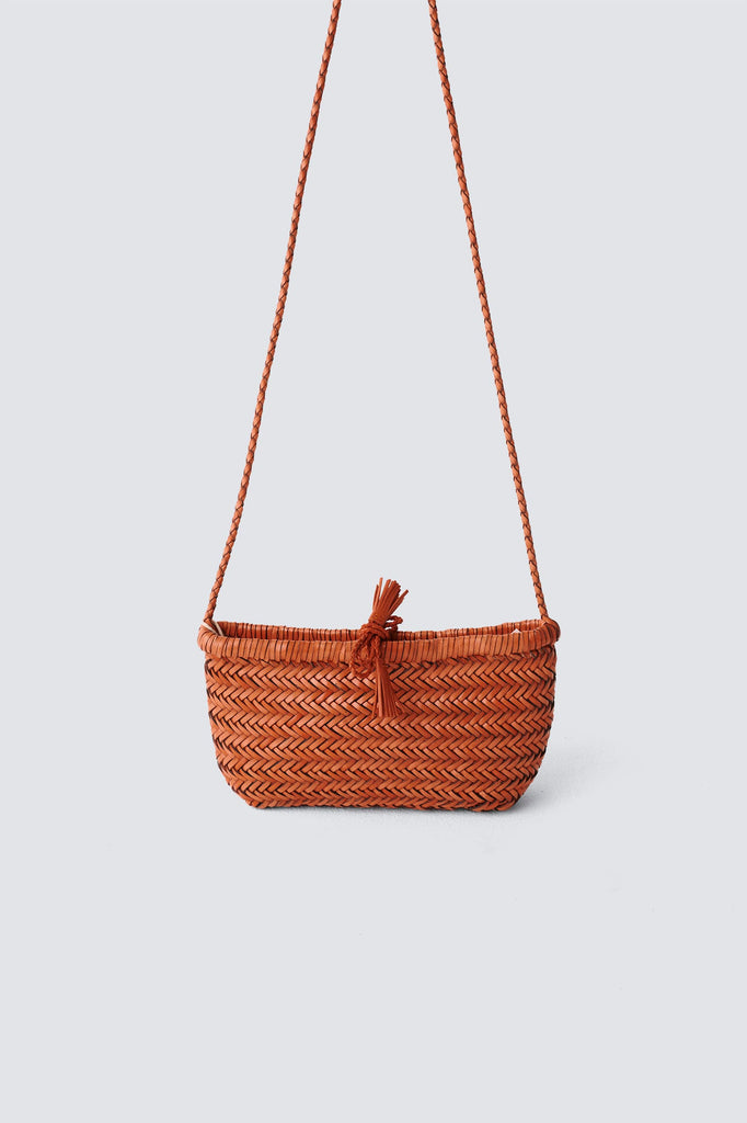 dragon-diffusion-woven-leather