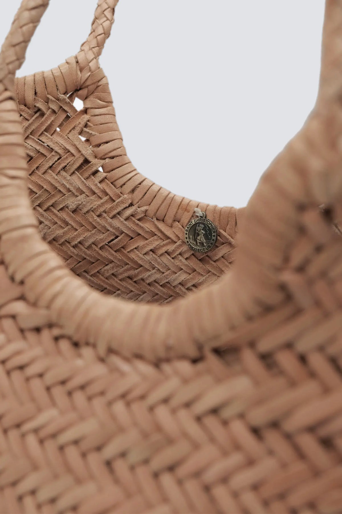 dragon-diffusion-woven-leather dragon-diffusion-woven-leather