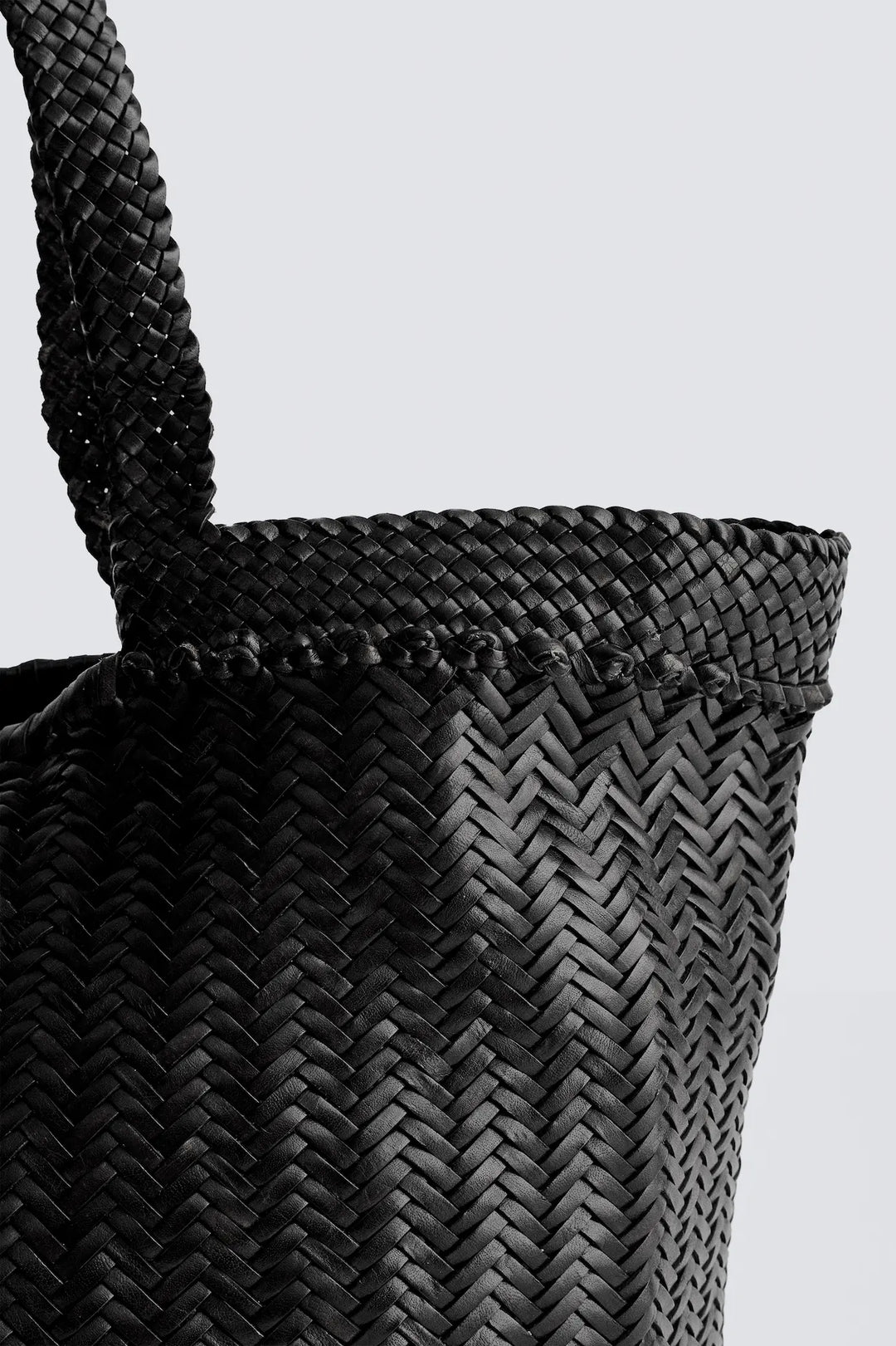 Dragon Diffusion - Oversize Black - Woven Leather Bag Handmade