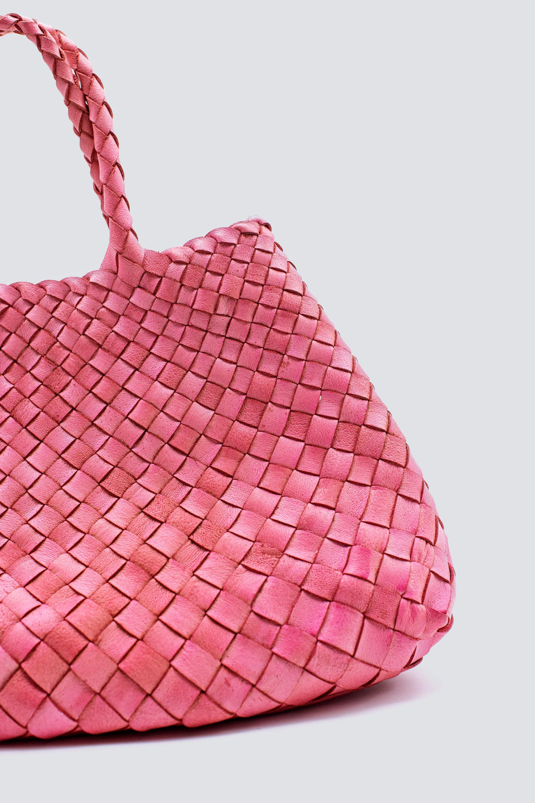 Dragon Diffusion woven leather bag handmade - Santa Croce Small Strawberry